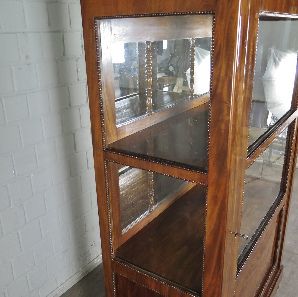 Vitrine Schaukasten Biedermeier 1830 Mahagoni