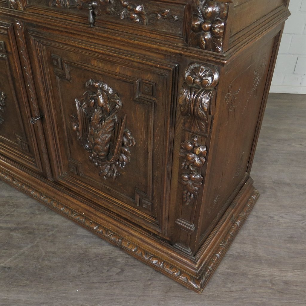 Buffetschrank Jagdschrank Gründerzeit 1880 Eiche