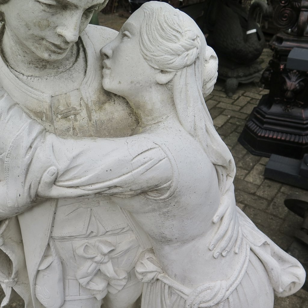 Dekoration Skulptur Beton Liebespaar Mittelalter 1,40 m