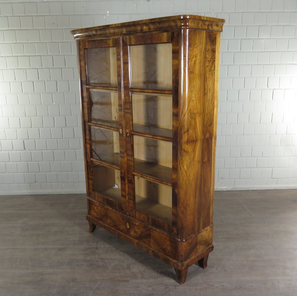 Vitrine Bücherschrank Biedermeier 1840 Nussbaum