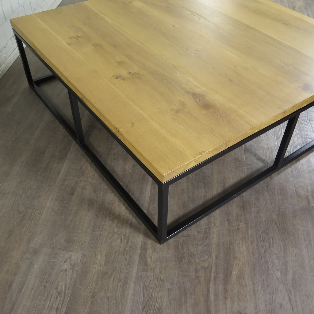 Couchtisch Wohnzimmertisch Eiche 1,50 m x 1,50 m