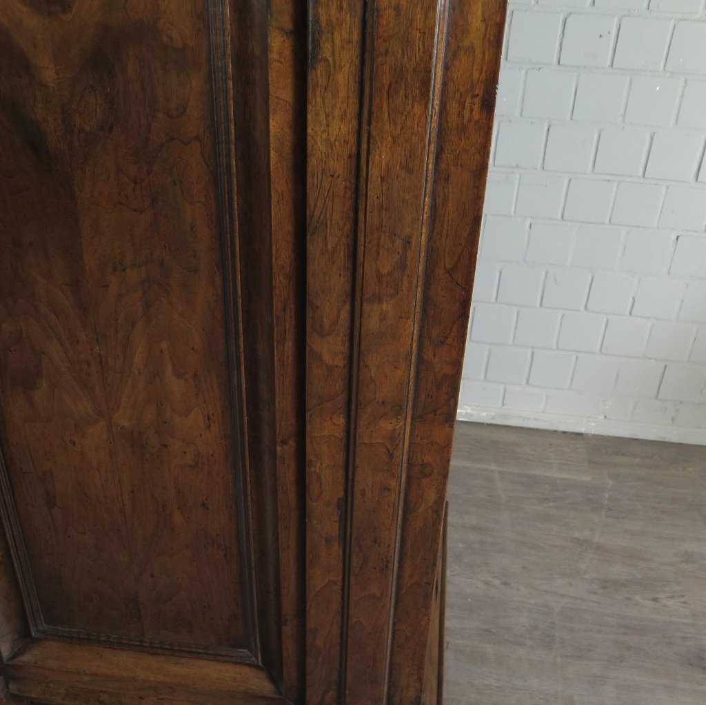 Kleiderschrank Schrank Barock 1780 Nussbaum