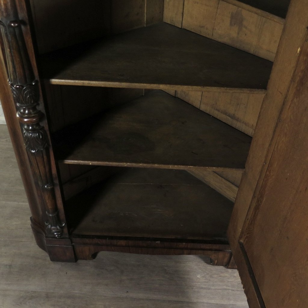 Eckschrank Schrank Historismus 1870 Nussbaum