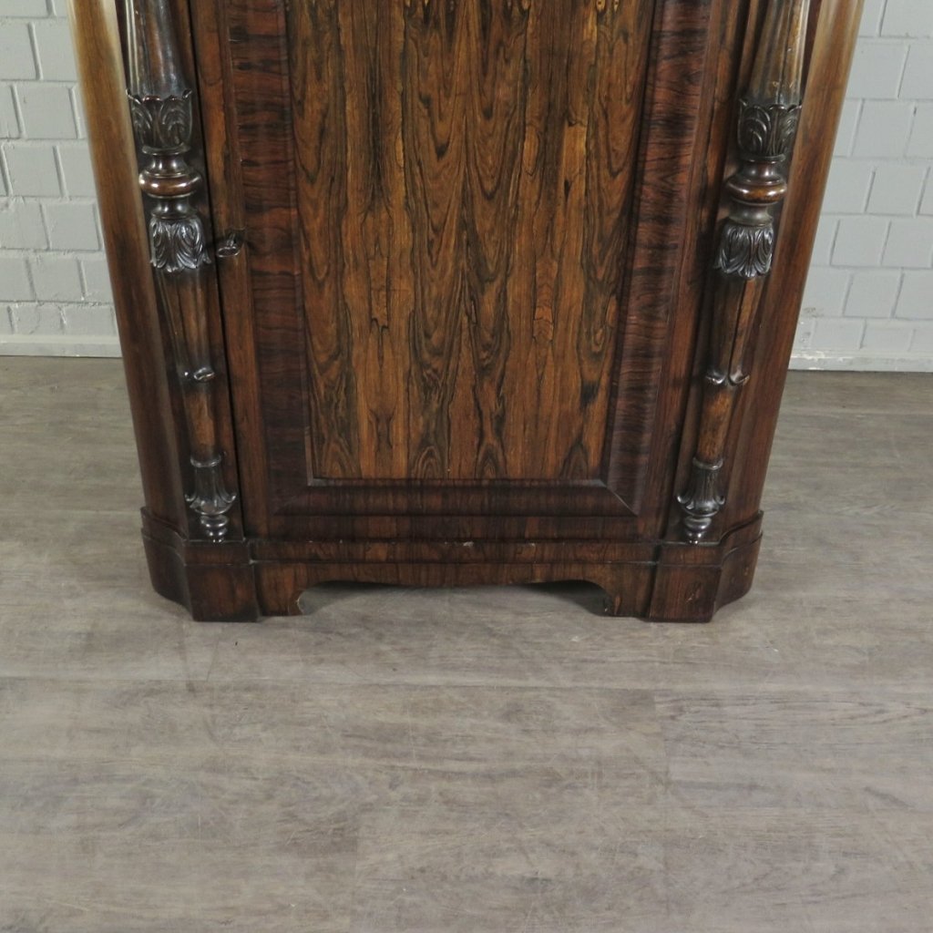 Eckschrank Schrank Historismus 1870 Nussbaum