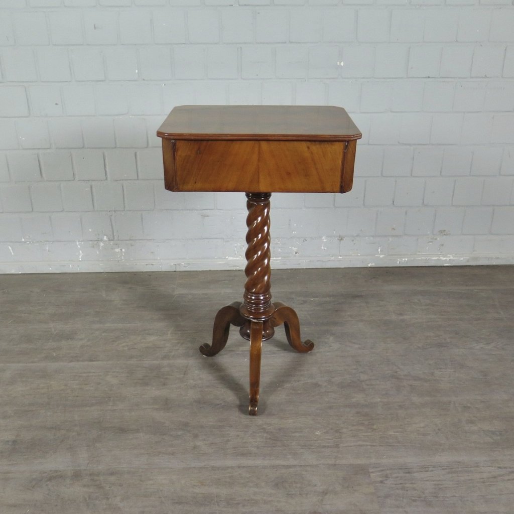 Nähtisch Biedermeier 1850 Mahagoni