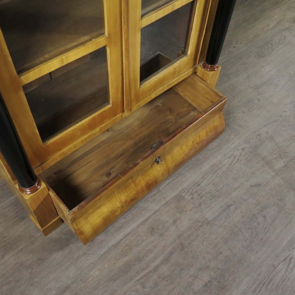 Vitrine Bücherschrank Biedermeier 1840 Kirschbaum