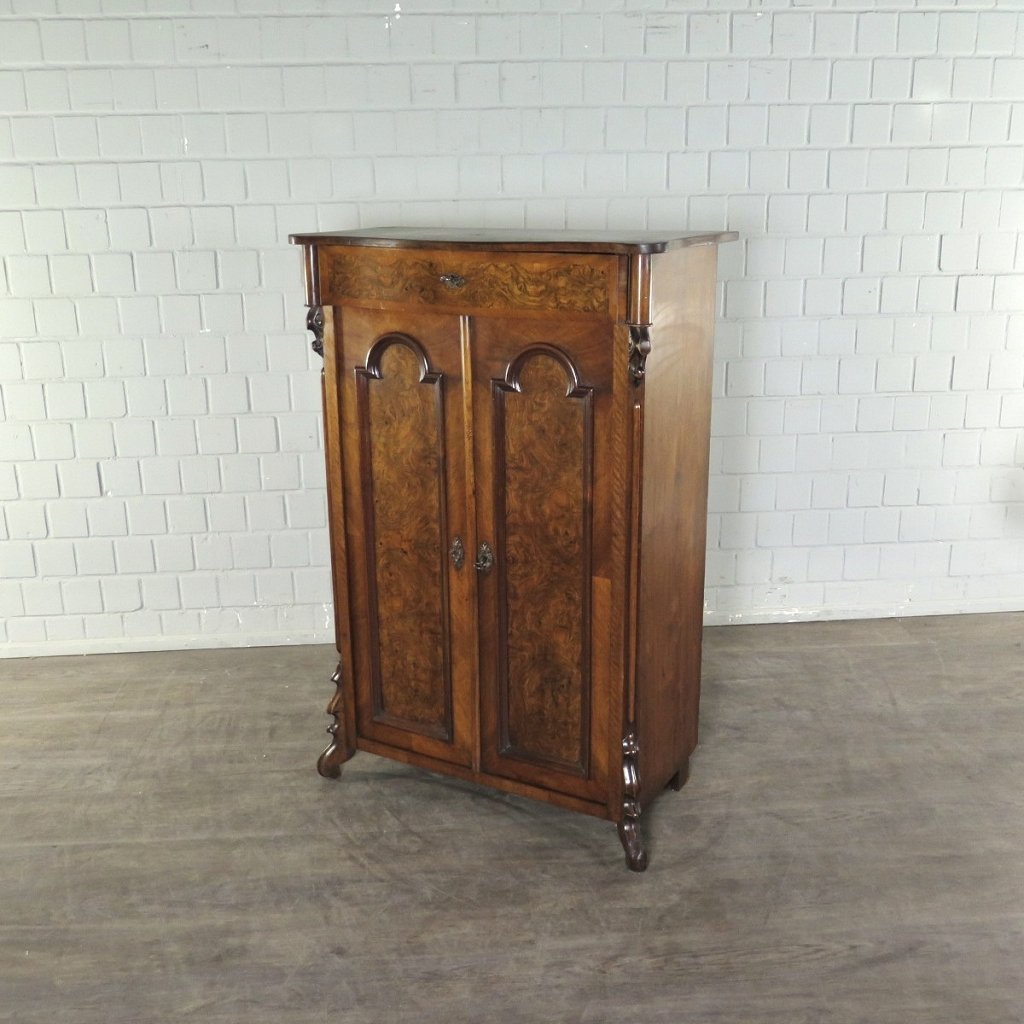 Vertiko Louis Philippe 1860 Nussbaum