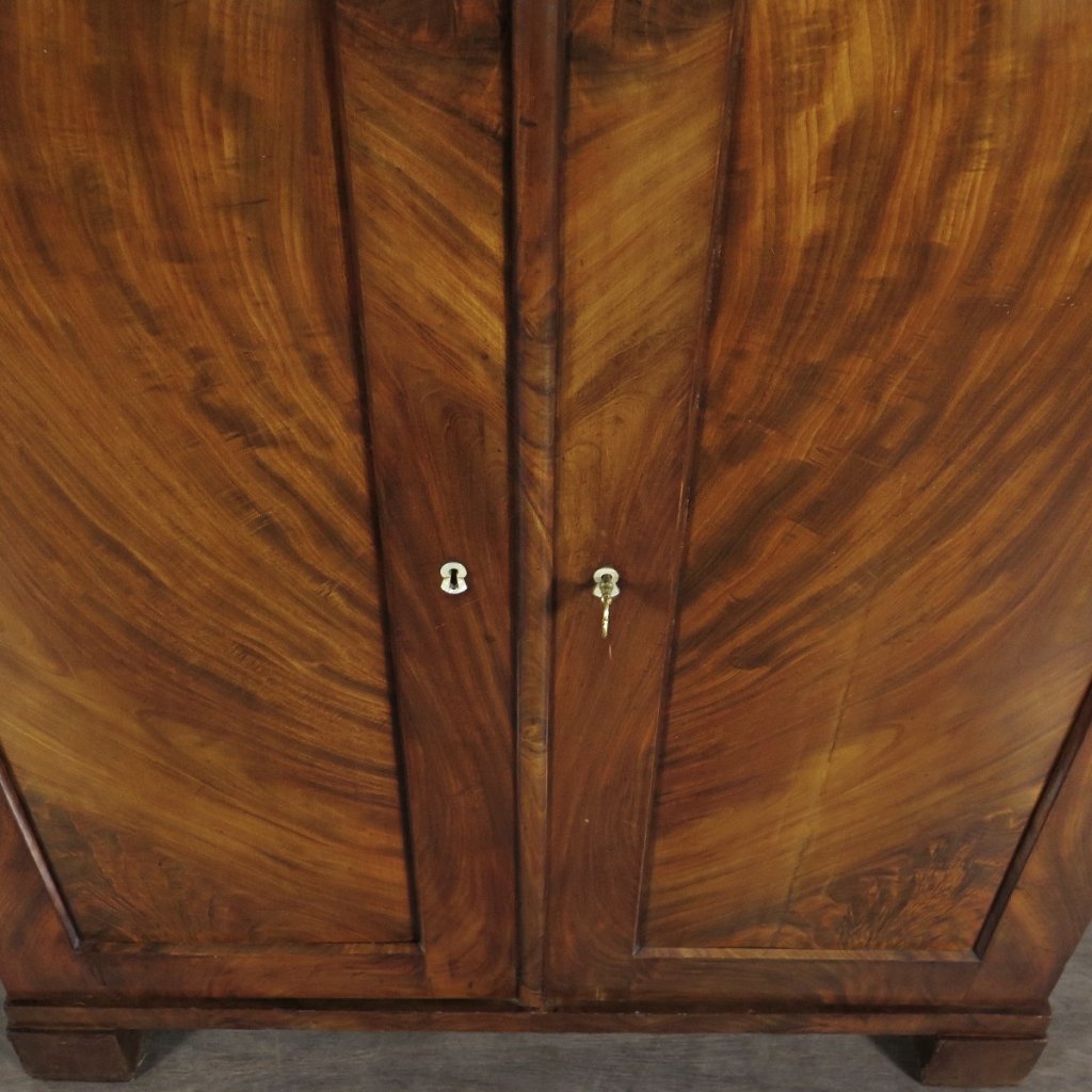 Schrank mit Aufsatz Biedermeier 1820 Mahagoni