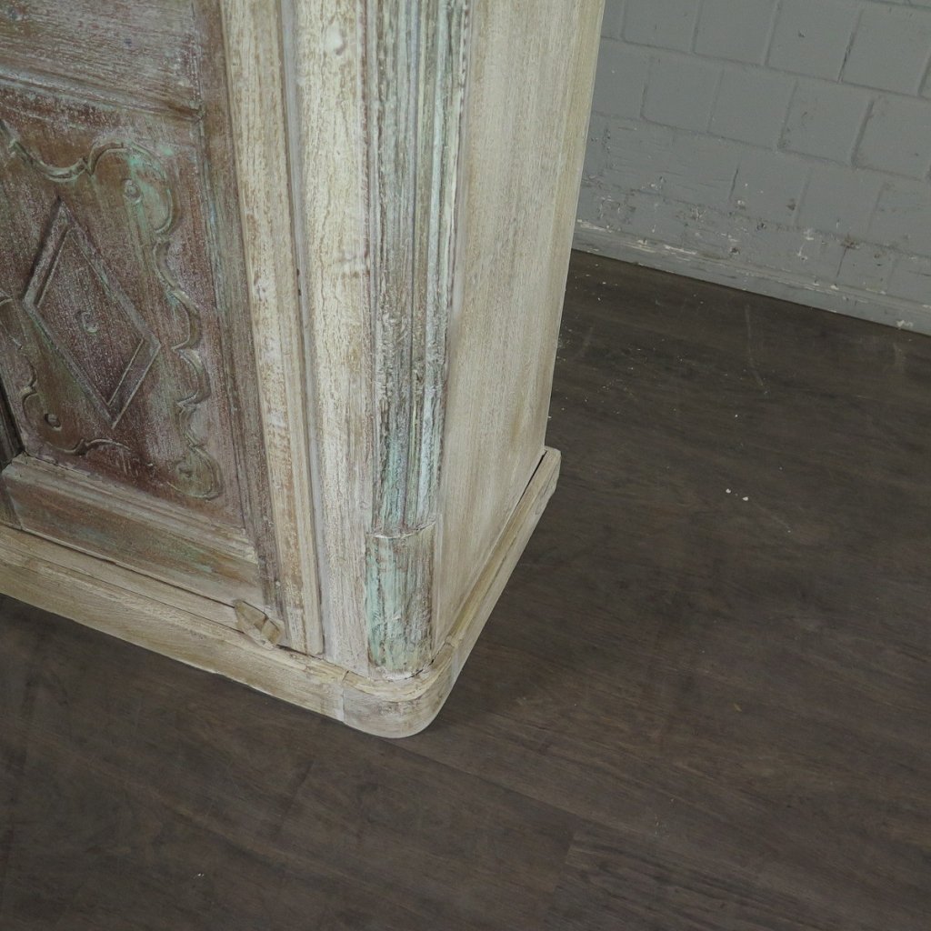 Schrank Teakholz 0,80 m