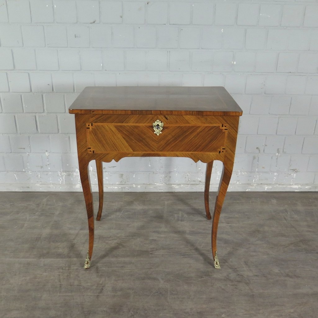 Schminktisch Biedermeier 1820 Nussbaum