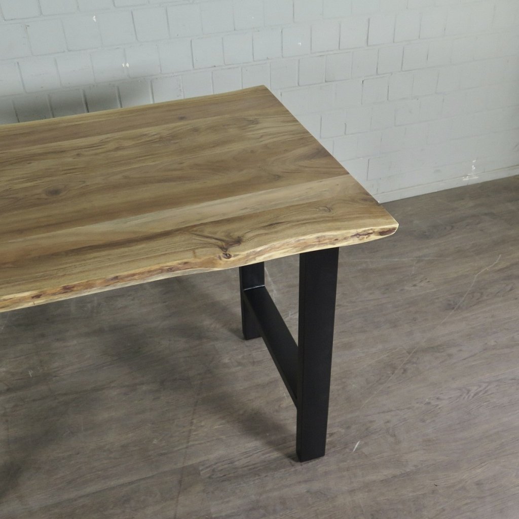 Bistrotisch Tisch Akazie 1,30 m x 0,85 m