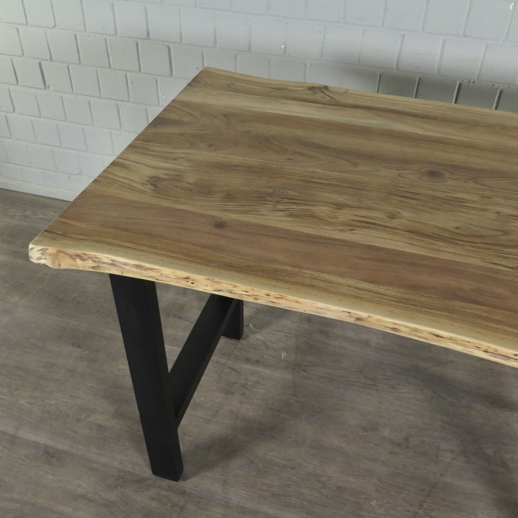Bistrotisch Tisch Akazie 1,30 m x 0,85 m