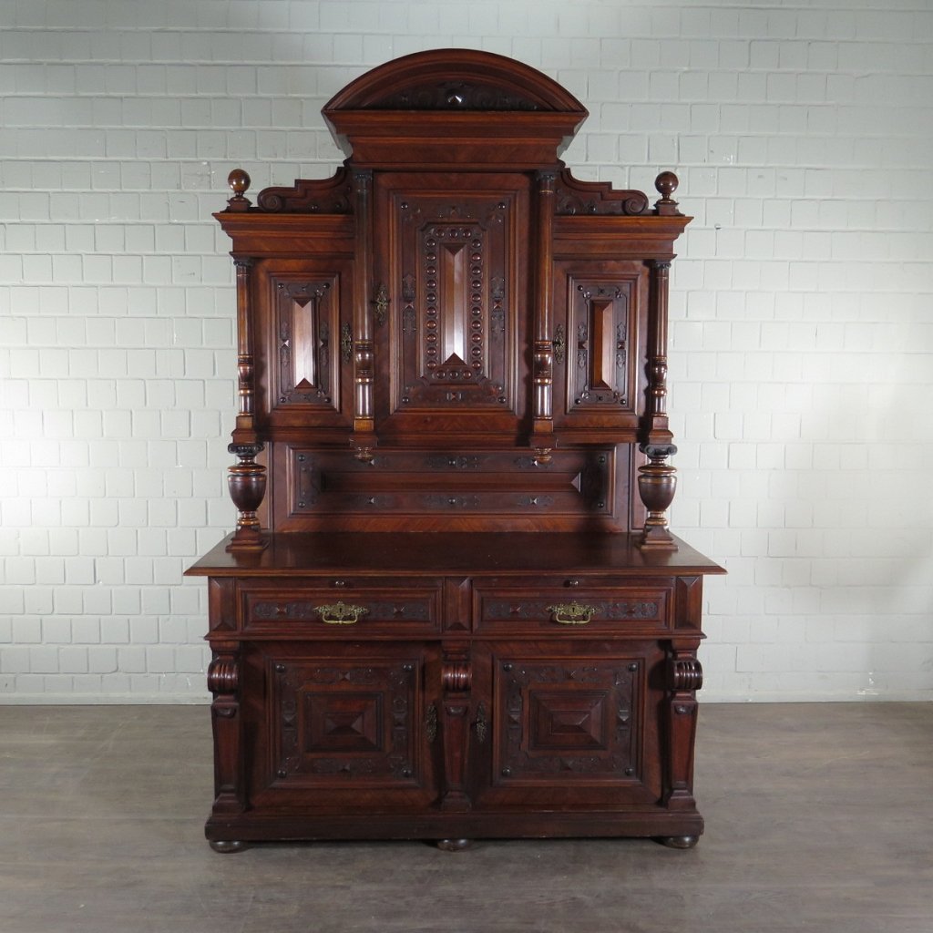 Buffetschrank Schrank Gründerzeit 1880 Nussbaum