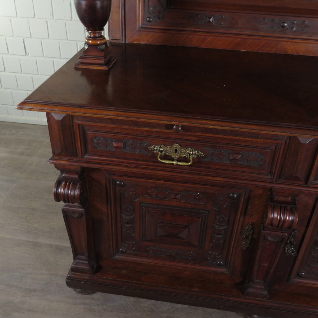 Buffetschrank Schrank Gründerzeit 1880 Nussbaum