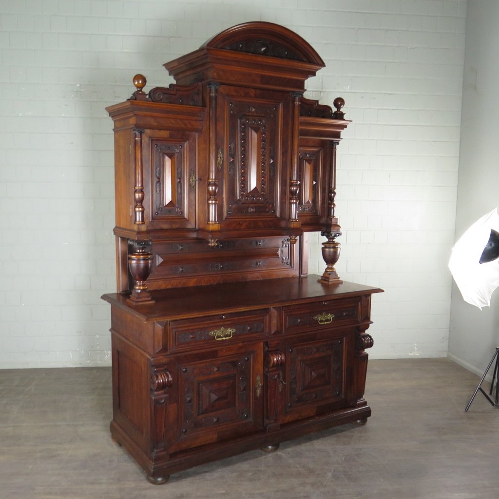 Buffetschrank Schrank Gründerzeit 1880 Nussbaum