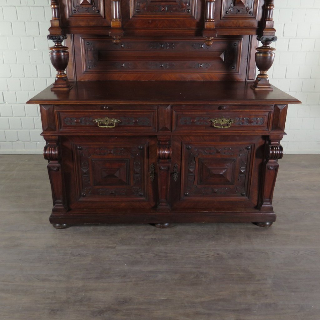 Buffetschrank Schrank Gründerzeit 1880 Nussbaum