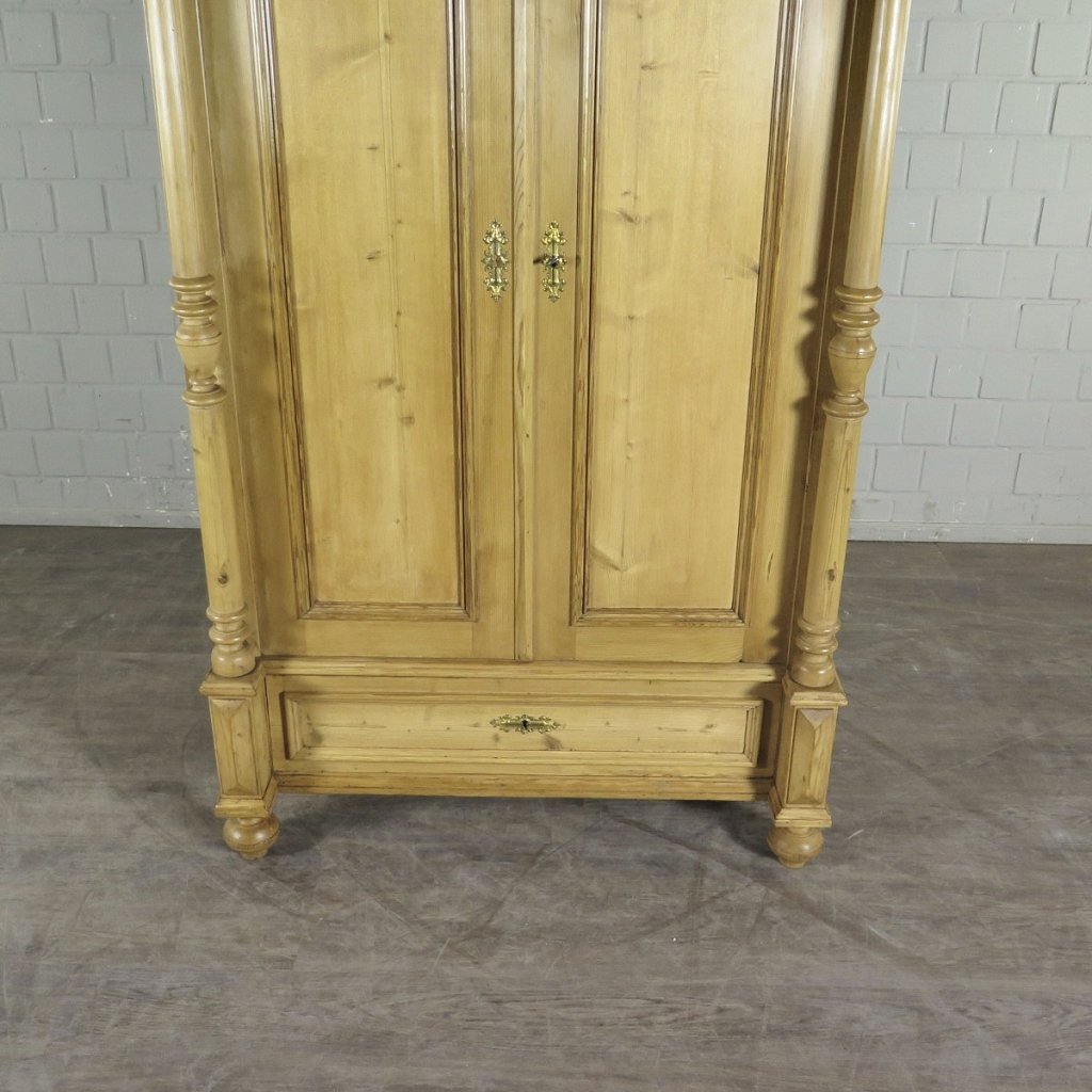 Schrank Kleiderschrank Gründerzeit 1880 Kiefer