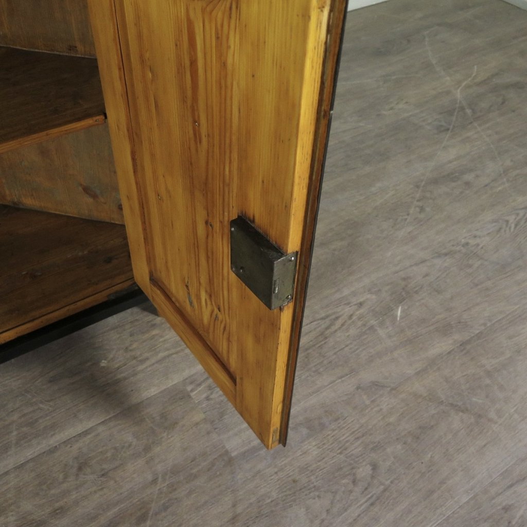 Eckschrank Eckvitrine Biedermeier 1830 Birke