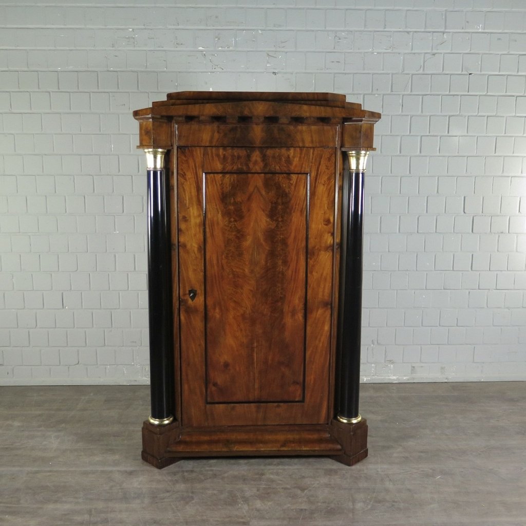 Eckschrank Eckvitrine Biedermeier 1815 Mahagoni