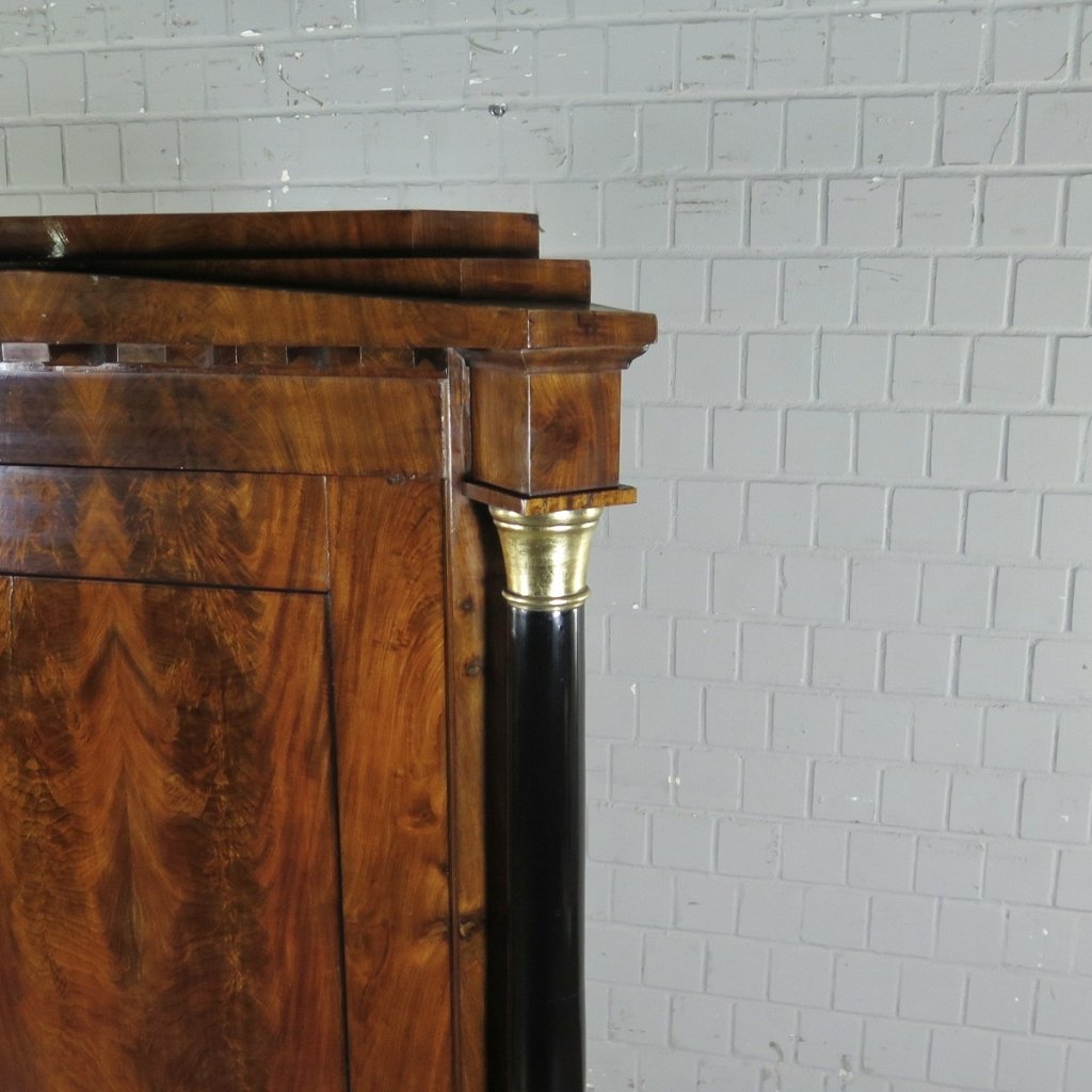 Eckschrank Eckvitrine Biedermeier 1815 Mahagoni