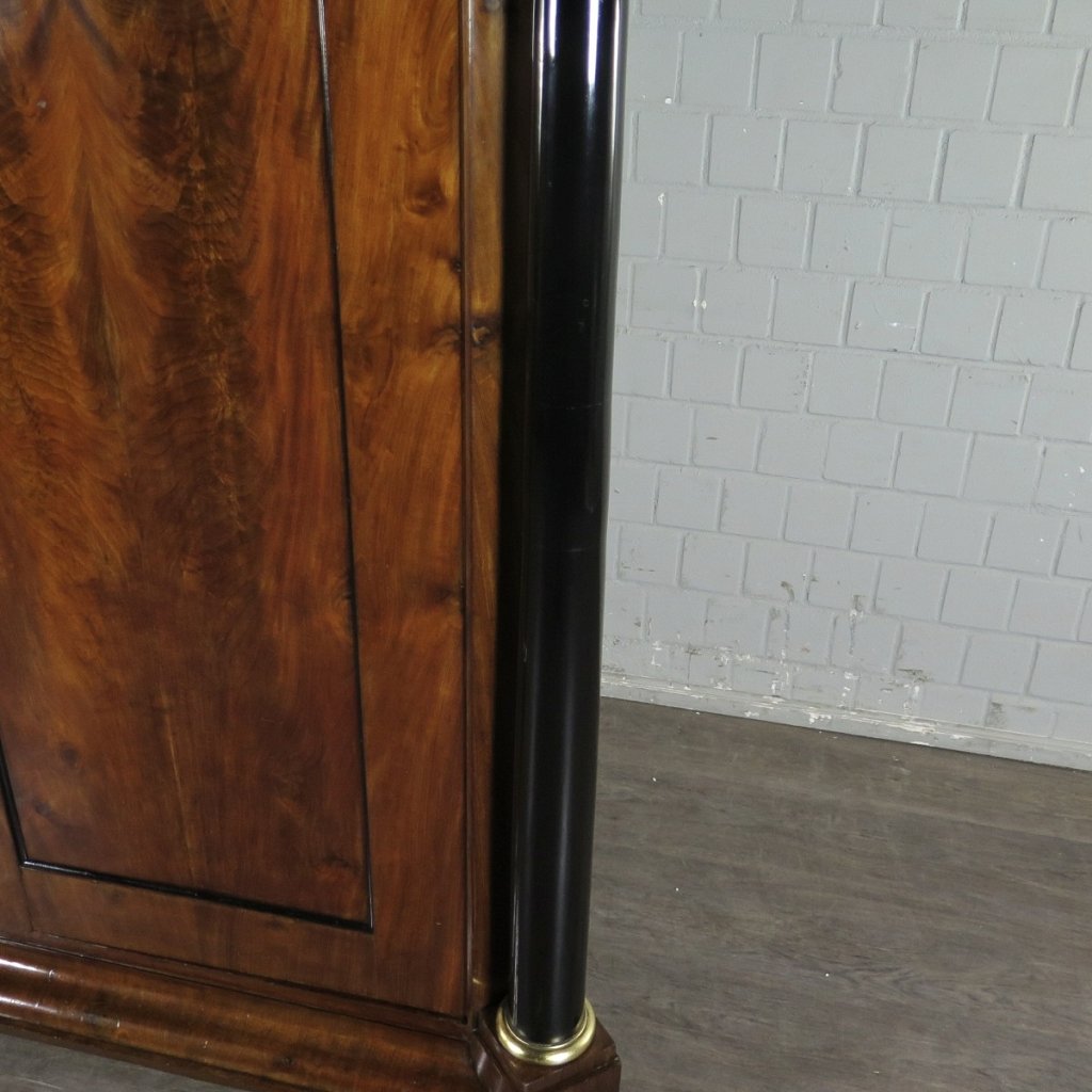 Eckschrank Eckvitrine Biedermeier 1815 Mahagoni