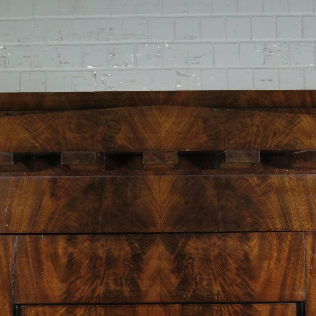 Eckschrank Eckvitrine Biedermeier 1815 Mahagoni
