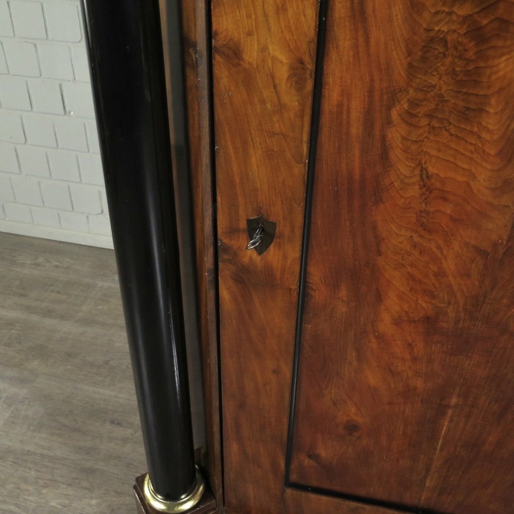 Eckschrank Eckvitrine Biedermeier 1815 Mahagoni