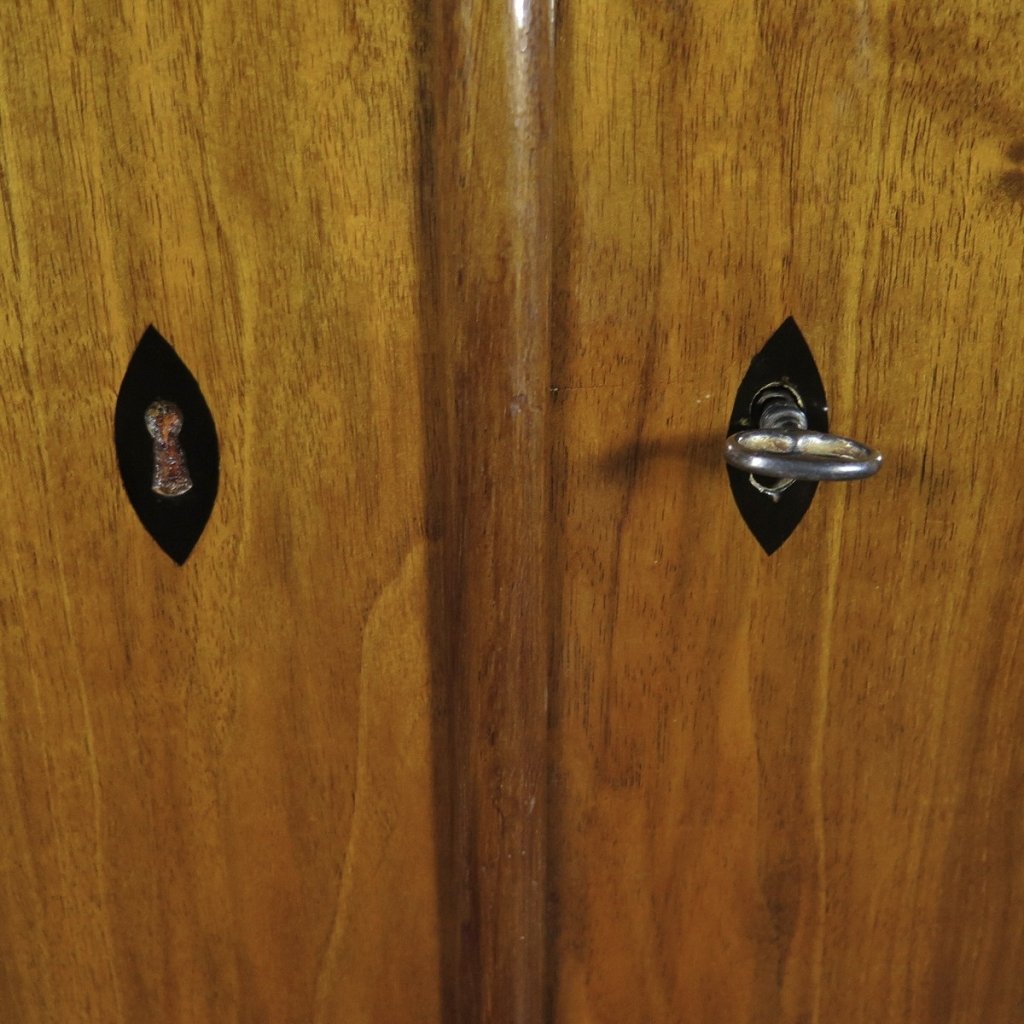 Kleiderschrank Schrank Biedermeier 1840 Nussbaum
